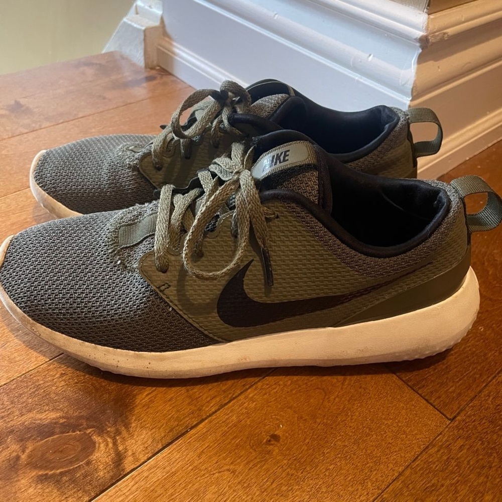 Nike Olive Green and Black Sneakers​